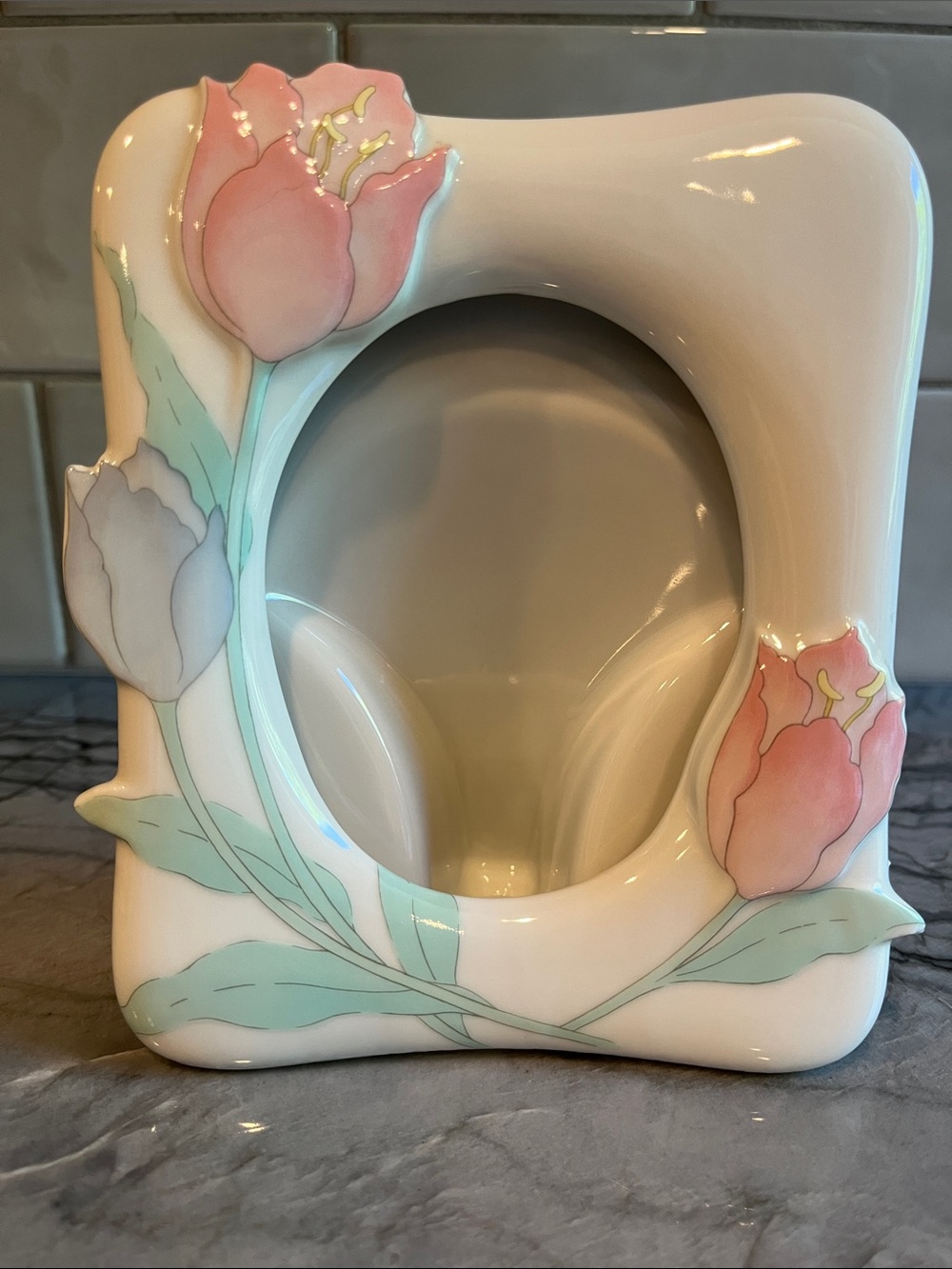 Vintage 80s Pastel Ceramic Tulip Picture Frame Made in Japan holds 3.5x5 photo